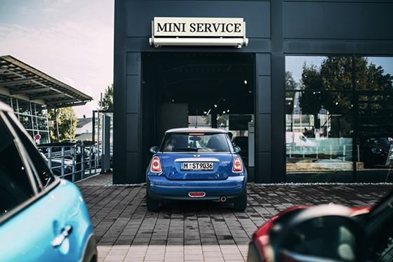 MINI 5 YEAR PLUS SERVICES.